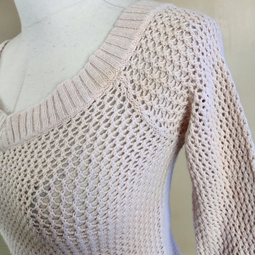 VINTAGE! Pink Crochet Knit Off the Shoulder Sweater, Women's M - Picture 7 of 9